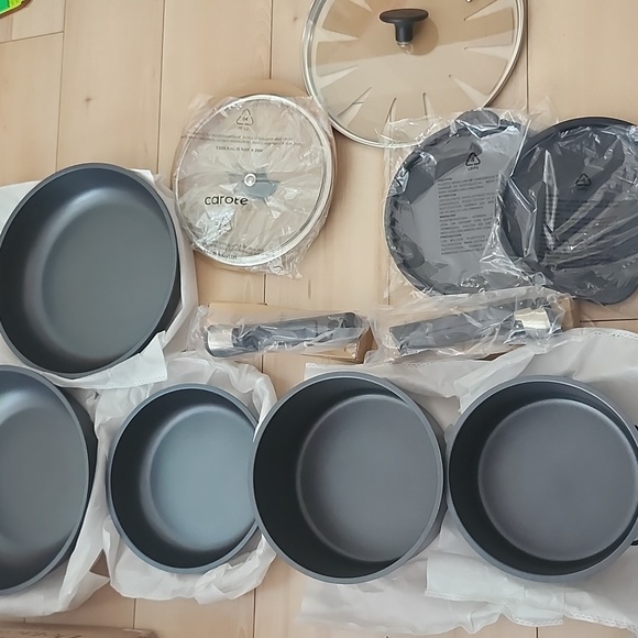 Carote Detachable 11 Piece Set (Click,cook,stack) - Picture 3 of 11